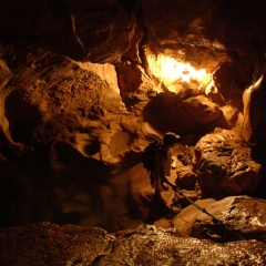 Innerhalb Lumiang Höhle in Sagada